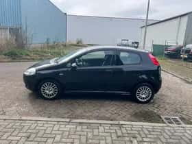 Fiat Grande Punto thumbnail 3