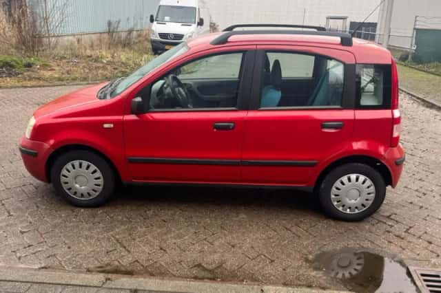Fiat Panda (2004) thumbnail 3