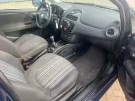 Fiat Punto thumbnail 17