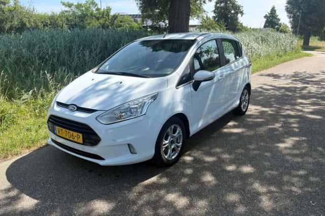 Ford B-Max (2018) thumbnail 1
