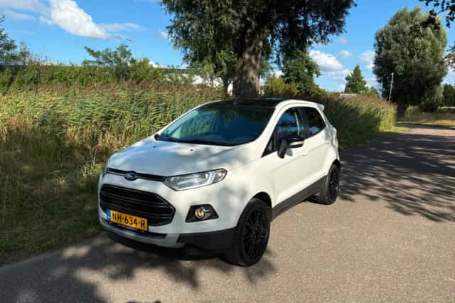 Ford EcoSport (2017) thumbnail 1