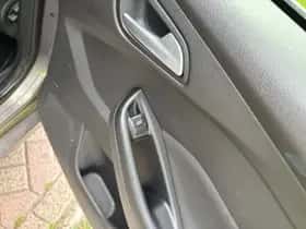 Ford Focus thumbnail 27