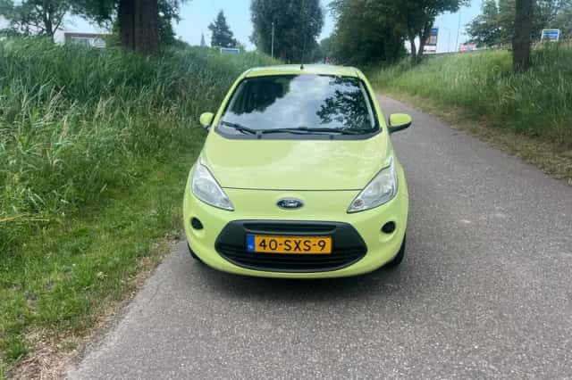 Ford Ka (2011) thumbnail 2