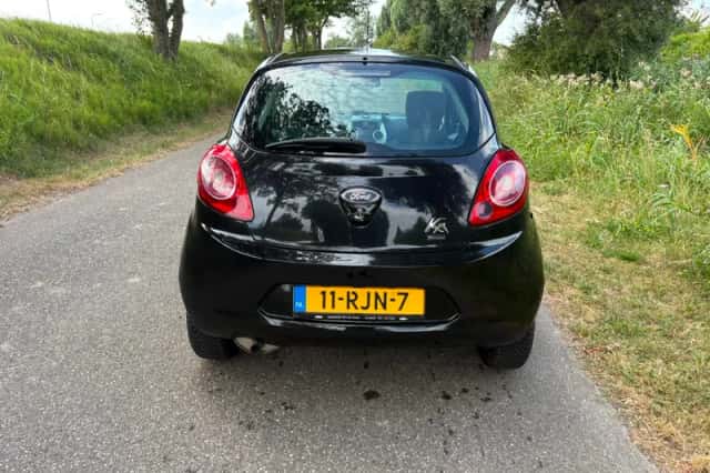 Ford Ka (2011) thumbnail 5