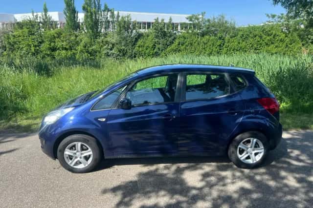 Kia Venga (2010) thumbnail 3