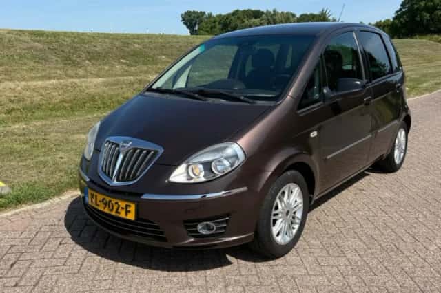 Lancia Musa (2012) thumbnail 1