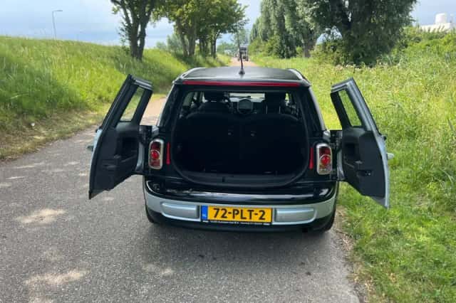 MINI Clubman (2011) thumbnail 6