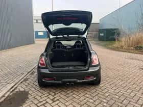 MINI Mini (2011) thumbnail 6