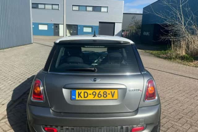 MINI Mini (2009) thumbnail 5