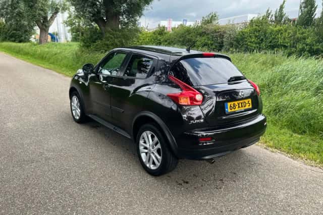 Nissan Juke (2012) thumbnail 4