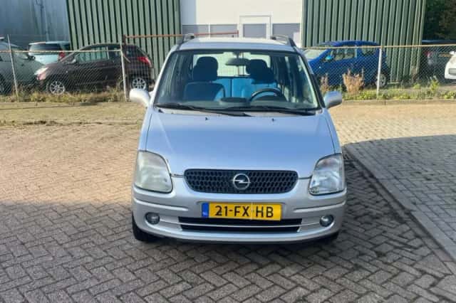 Opel Agila (2000) thumbnail 2