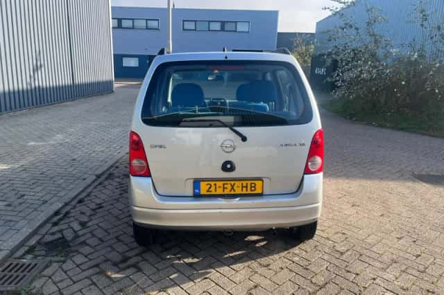 Opel Agila (2000) thumbnail 6