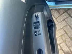 Opel Agila (2012) thumbnail 18