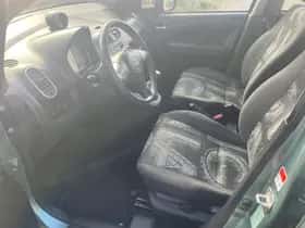 Opel Agila (2012) thumbnail 19