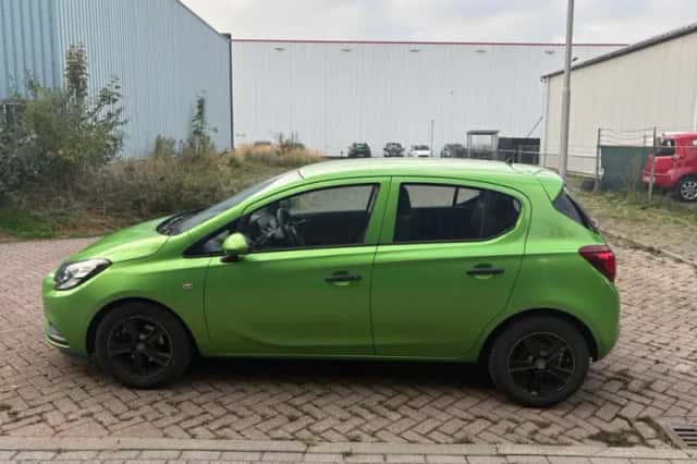 Opel Corsa (2015) thumbnail 3