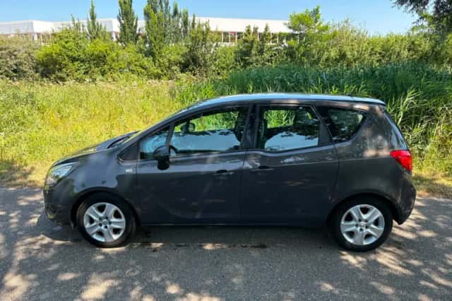 Opel Meriva (2014) thumbnail 3