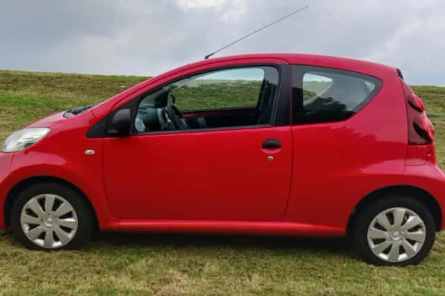 Peugeot 107 (2012) thumbnail 2