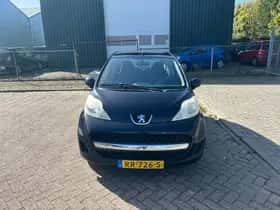 Peugeot 107 (2011) thumbnail 2