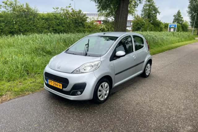 Peugeot 107 (2012) thumbnail 1