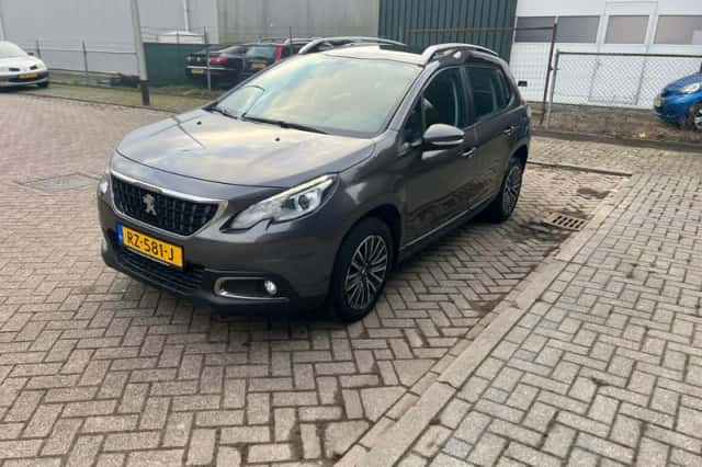 Peugeot 2008 (2018) thumbnail 1