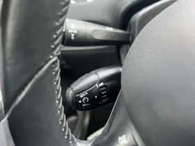 Peugeot 2008 (2018) thumbnail 20