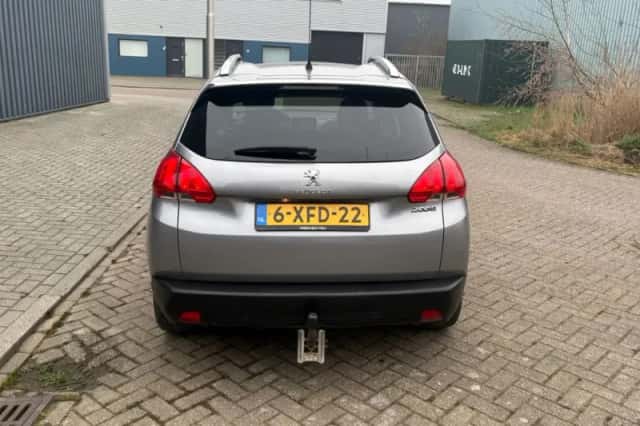 Peugeot 2008 (2014) thumbnail 5
