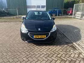 Peugeot 208 (2015) thumbnail 2