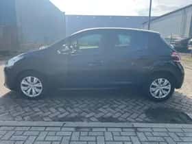 Peugeot 208 (2015) thumbnail 3