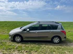 Peugeot 308 (2011) thumbnail 2
