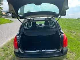 Peugeot 308 (2011) thumbnail 5