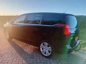 Peugeot 5008 thumbnail 3