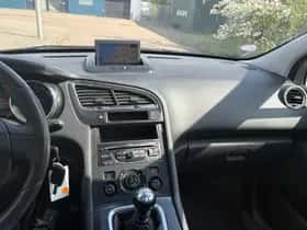 Peugeot 5008 thumbnail 19