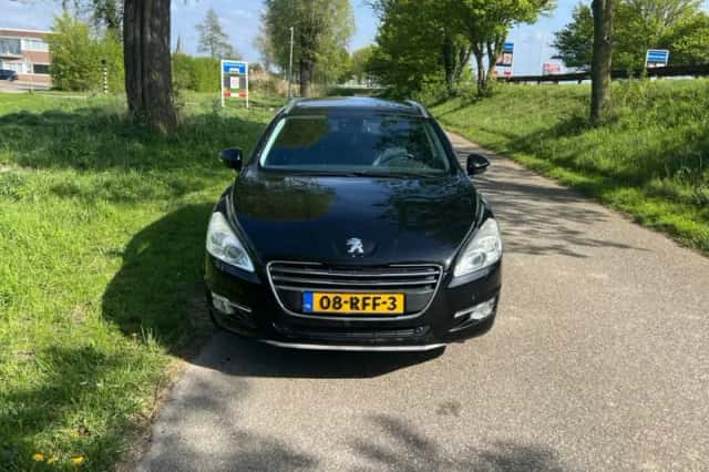 Peugeot 508 (2011) thumbnail 2
