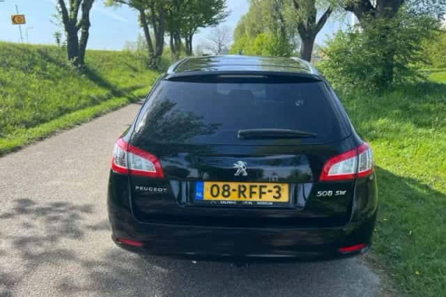 Peugeot 508 (2011) thumbnail 5