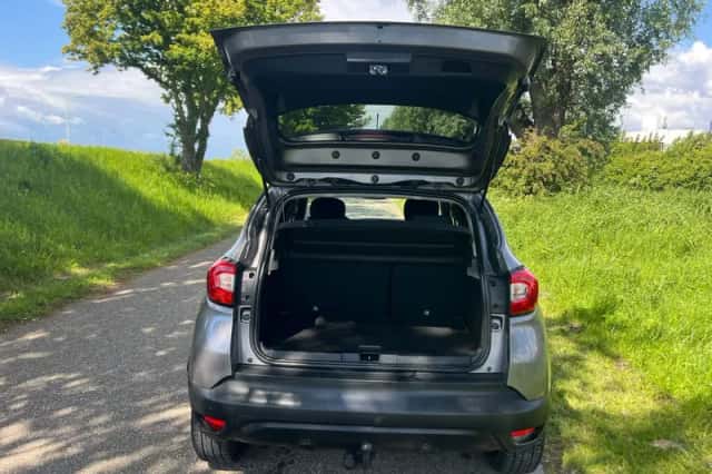 Renault Captur (2017) thumbnail 6