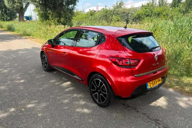 Renault Clio (2014) thumbnail 4