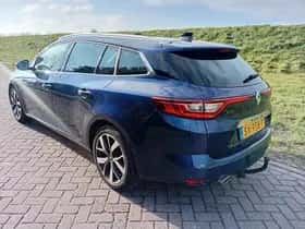 Renault Mégane (2018) thumbnail 3