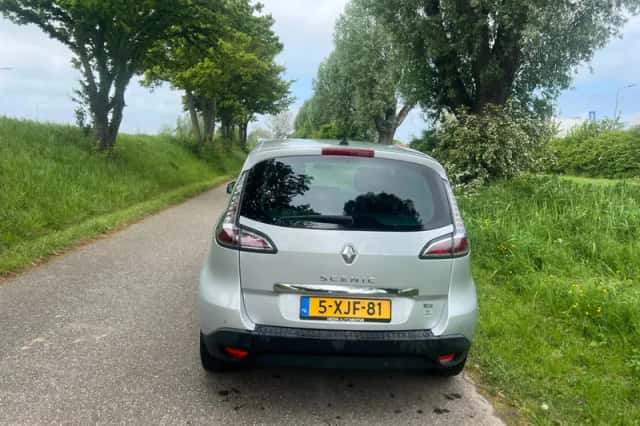 Renault Scénic (2014) thumbnail 5