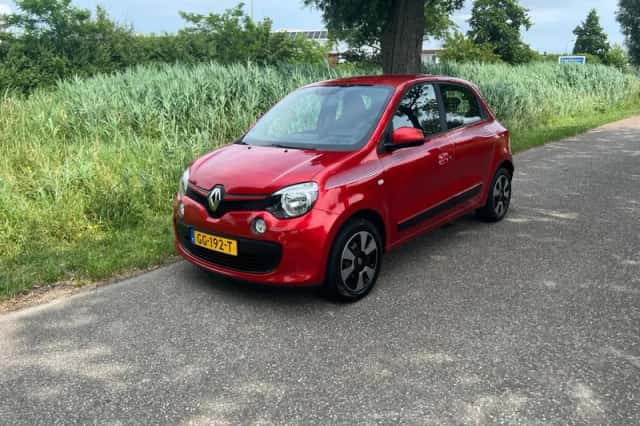 Renault Twingo (2015) thumbnail 1