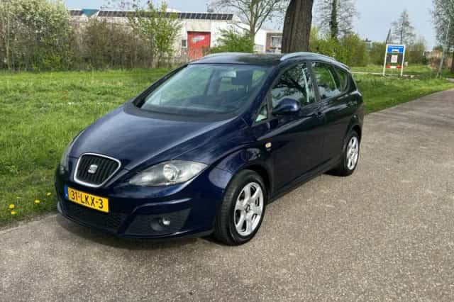 SEAT Altea XL (2010) thumbnail 1