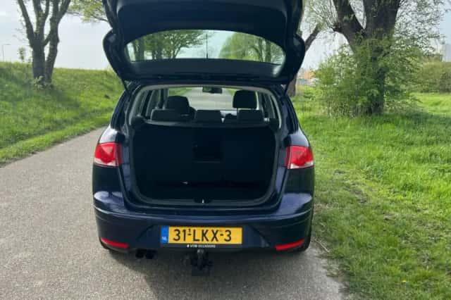 SEAT Altea XL (2010) thumbnail 6