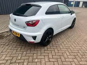 SEAT Ibiza (2016) thumbnail 6