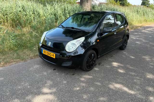 Suzuki Alto (2013) thumbnail 1