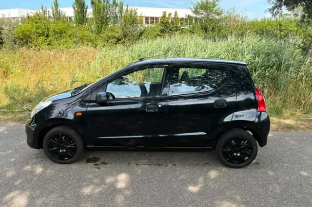Suzuki Alto (2013) thumbnail 3