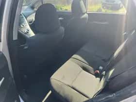 Toyota Auris (2010) thumbnail 22