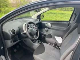 Toyota Aygo (2007) thumbnail 14