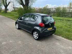 Toyota Aygo (2007) thumbnail 4