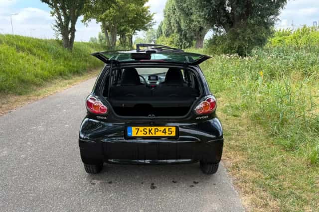 Toyota Aygo (2013) thumbnail 6