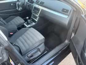 Volkswagen Passat (2008) thumbnail 11