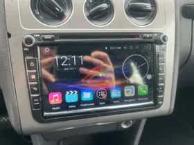 Volkswagen Touran thumbnail 14